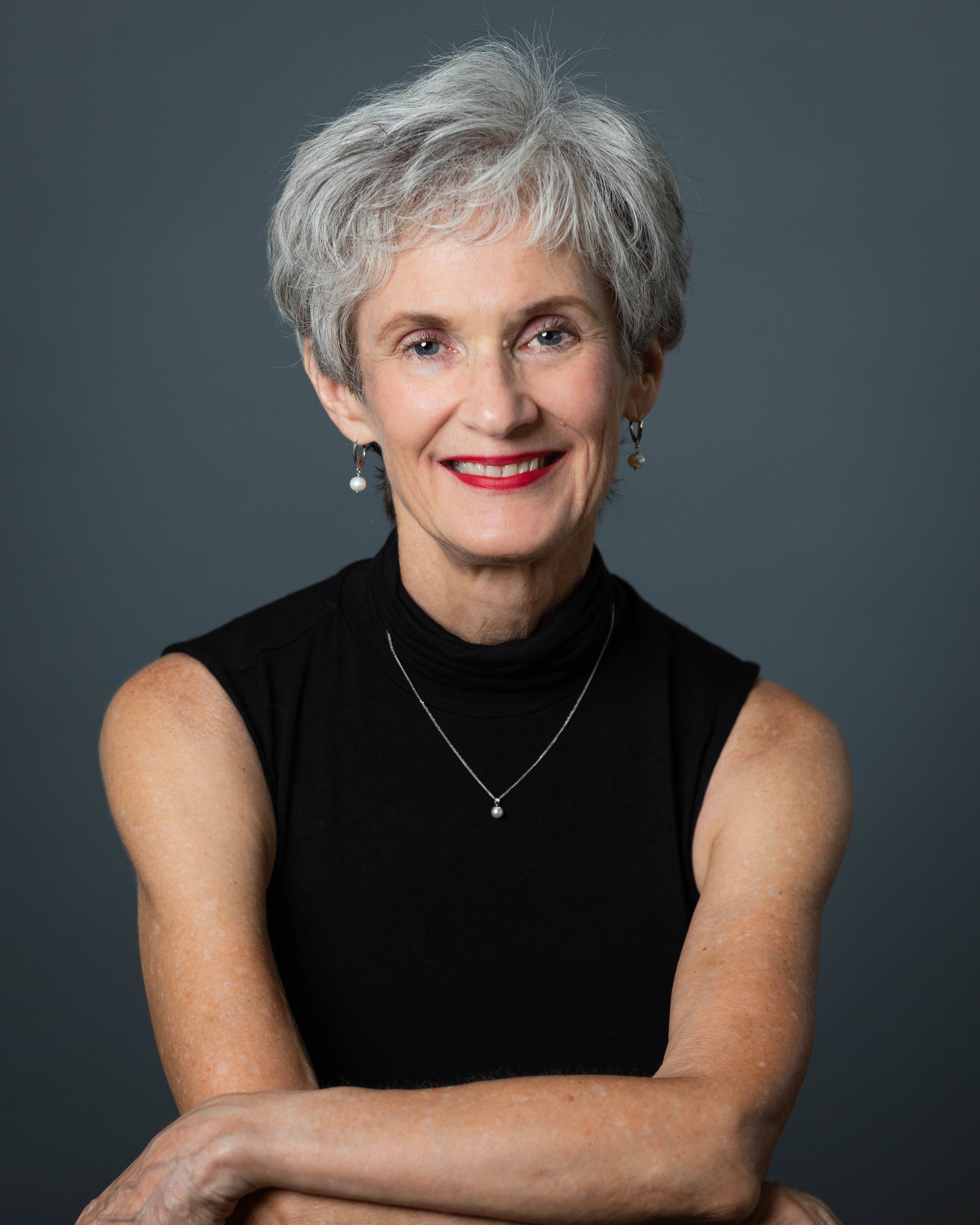 Portrait photo of Julie Kane Ritsch