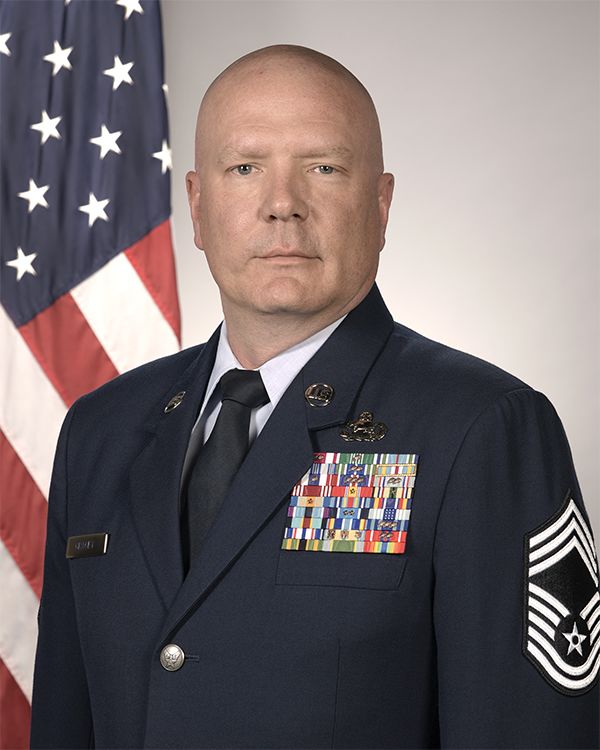 Christopher Gracy portrait photo