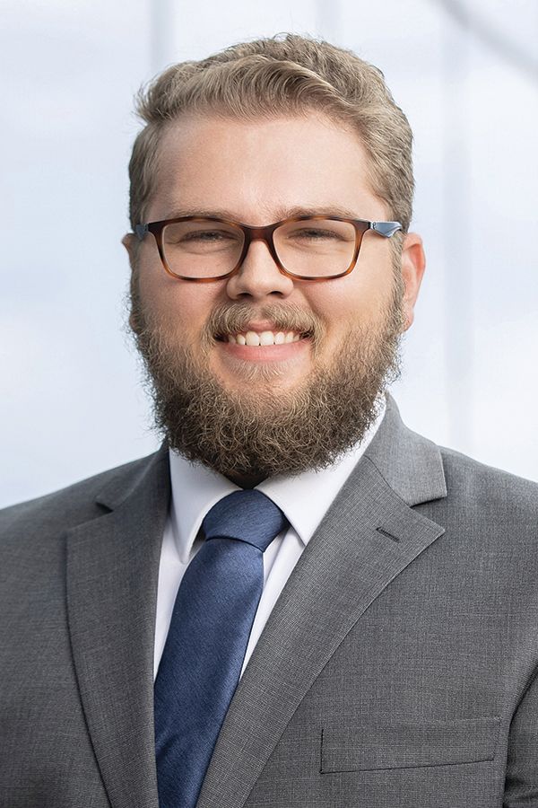 Blaine Tracy headshot photo