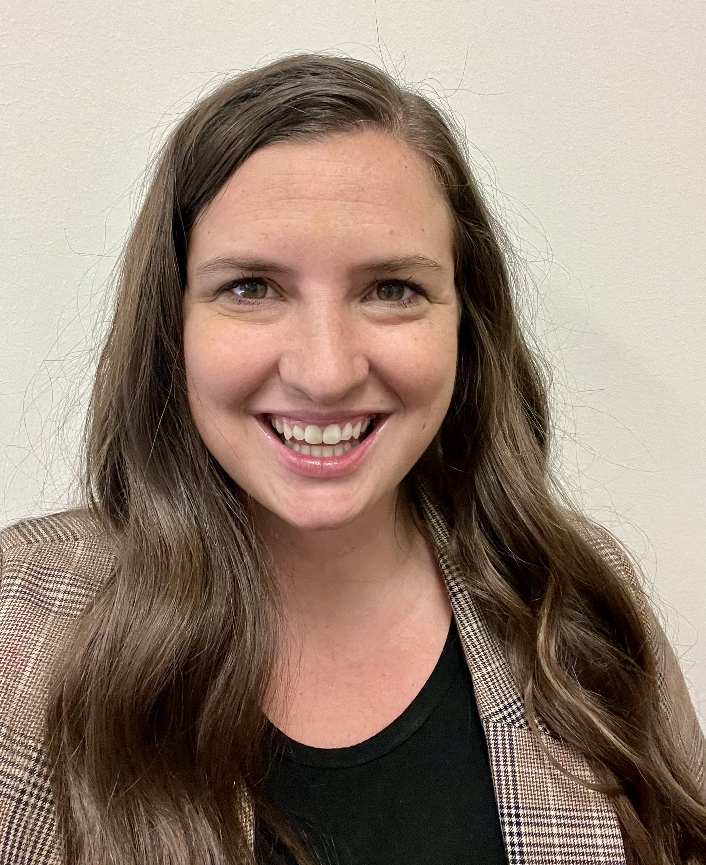 Erin Orchard headshot photo