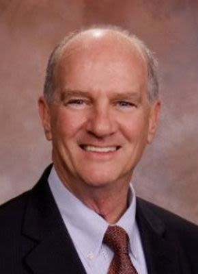 Gerald Glennon headshot.