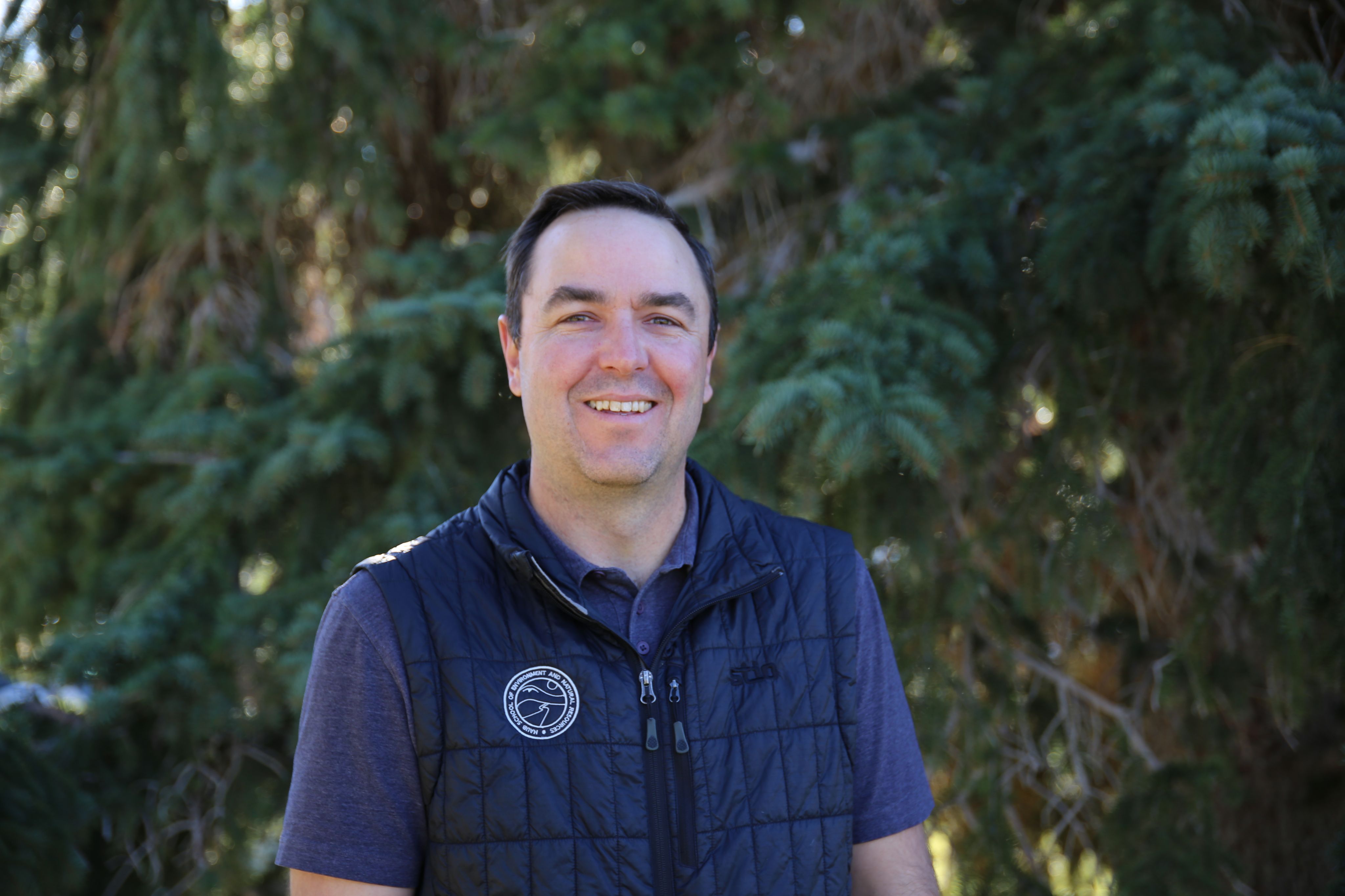 Portrait photo of Drew Bennett